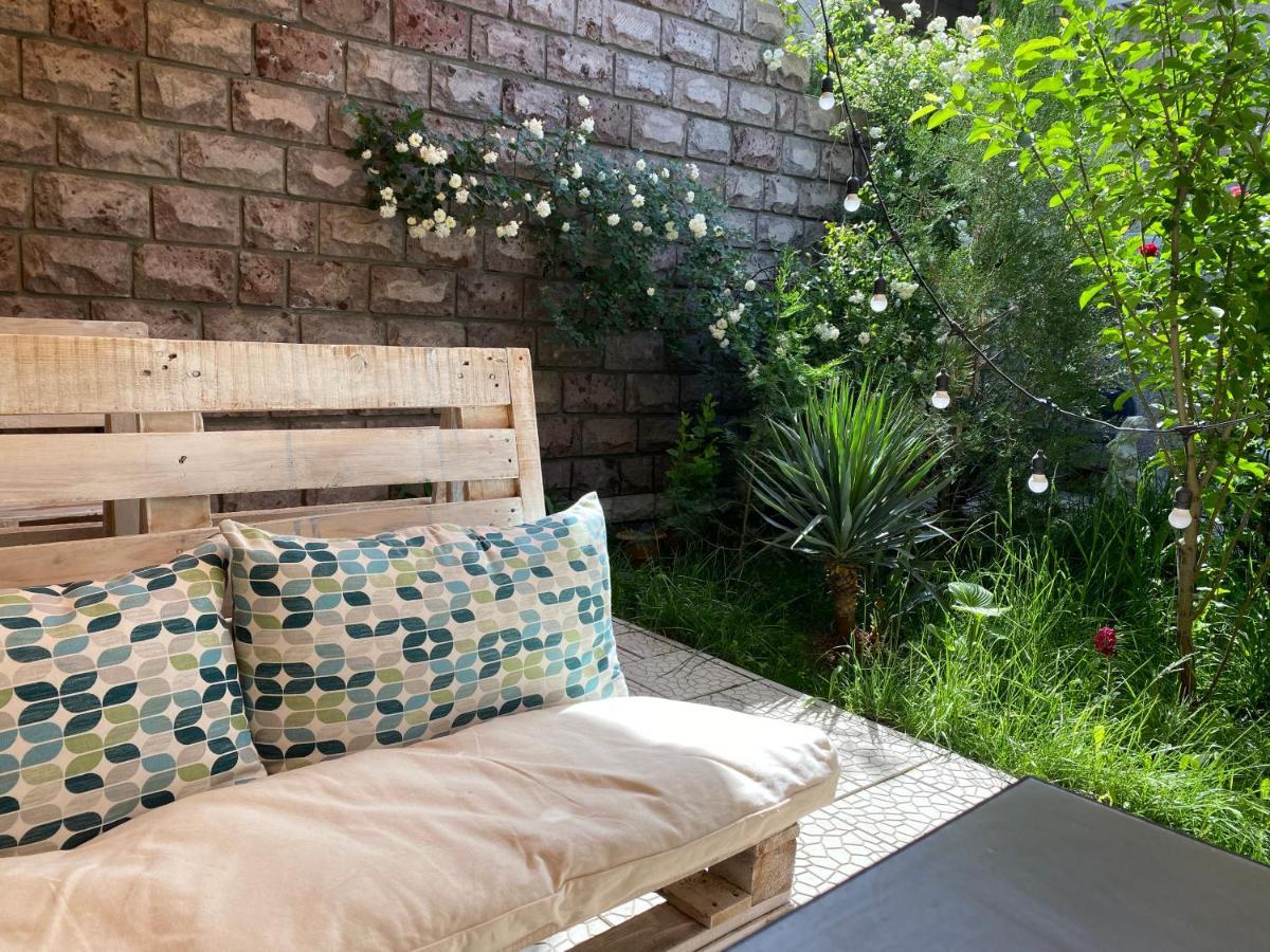 Guesthouse Aygestan 耶烈万 外观 照片