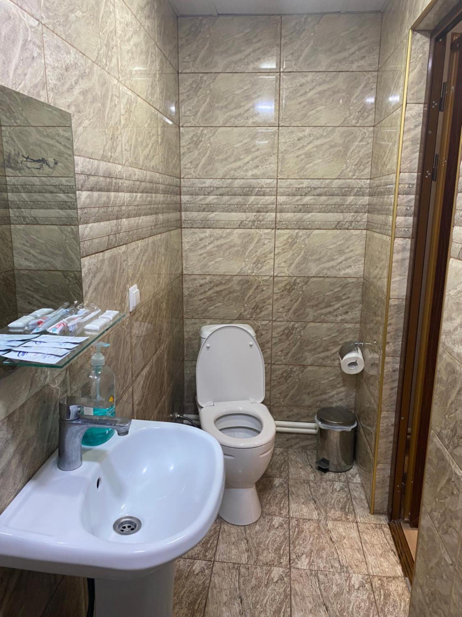 Guesthouse Aygestan 耶烈万 外观 照片