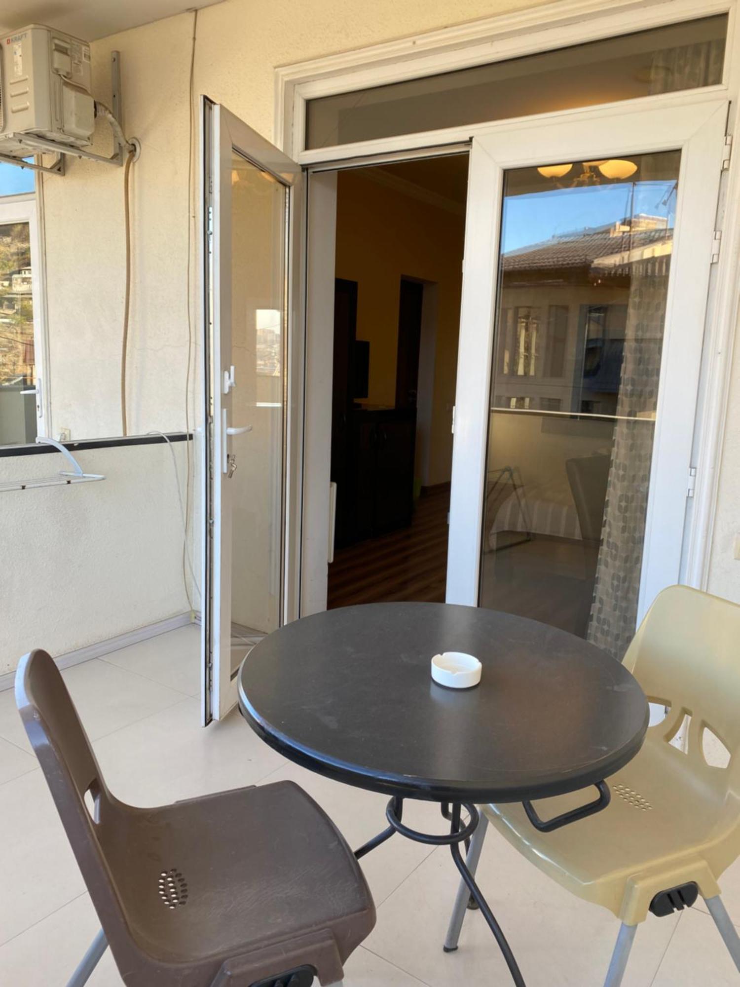 Guesthouse Aygestan 耶烈万 外观 照片