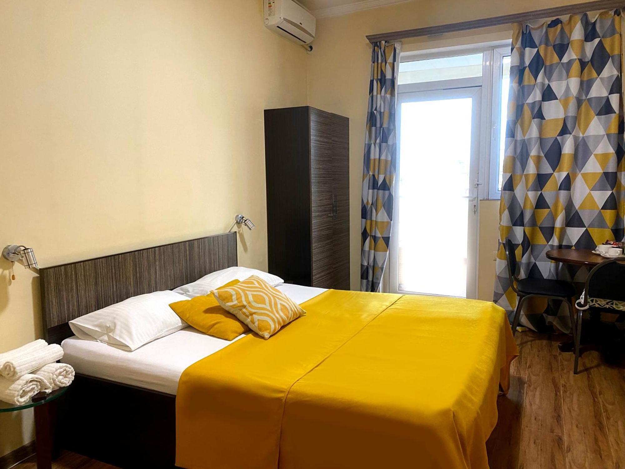 Guesthouse Aygestan 耶烈万 外观 照片